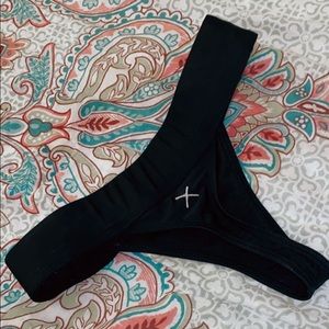 Boutinela Manhatten Black Surf Bottoms